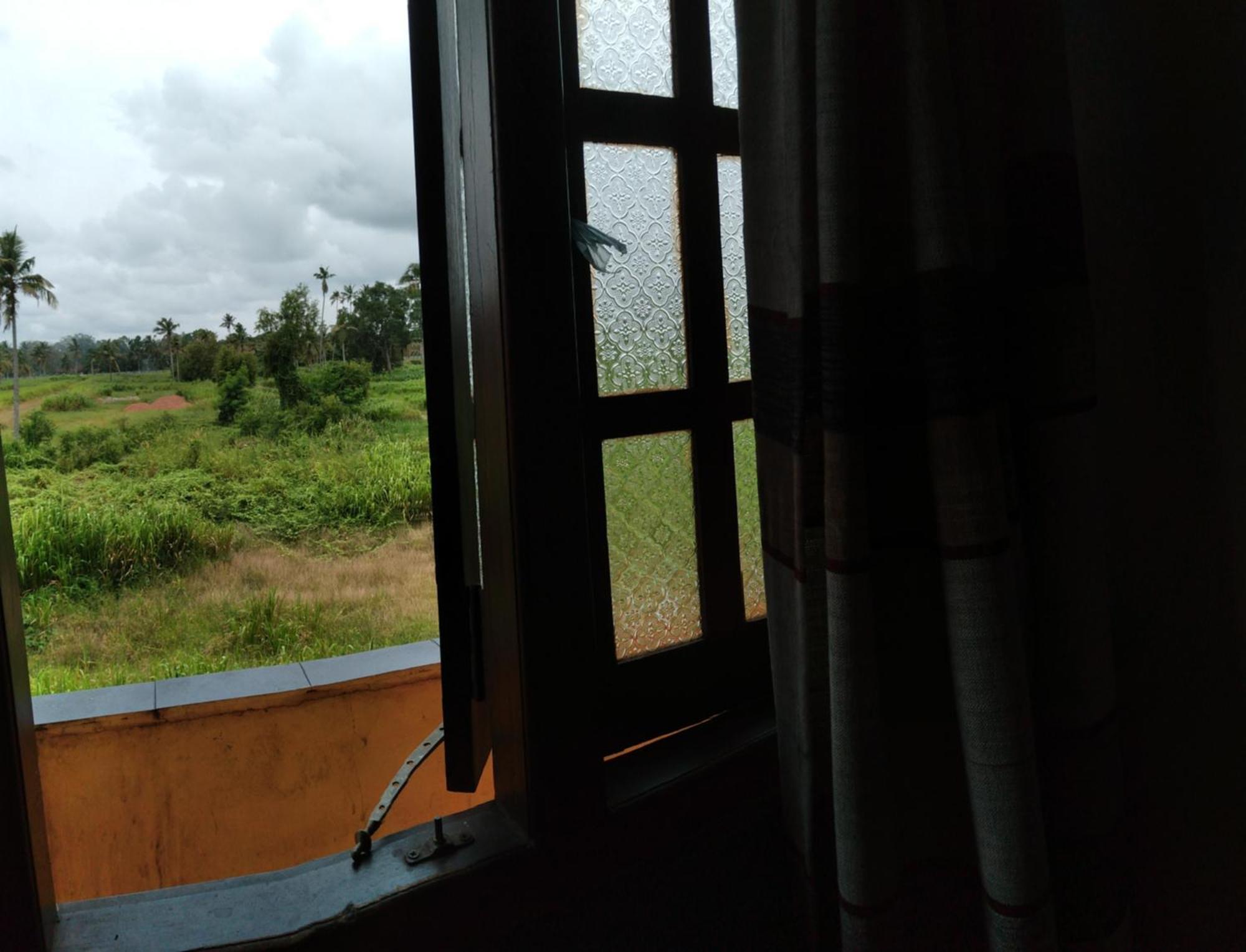 Ch Rooms - Transit Airport Negombo Esterno foto