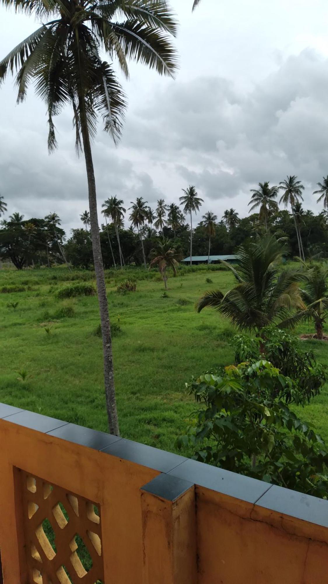 Ch Rooms - Transit Airport Negombo Esterno foto
